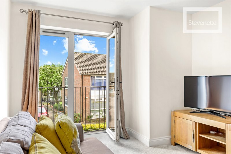 Hemnall Street, Epping